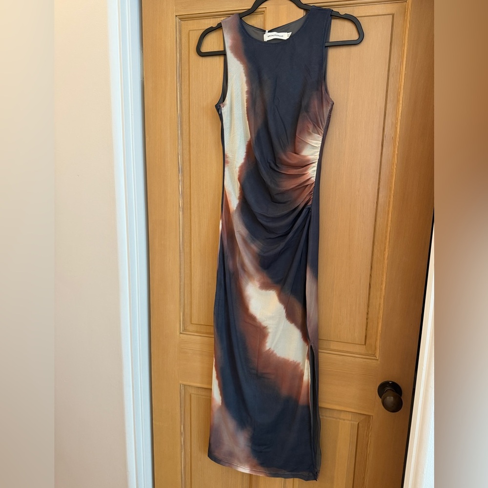 Multicolor Sleeveless Midi Dress